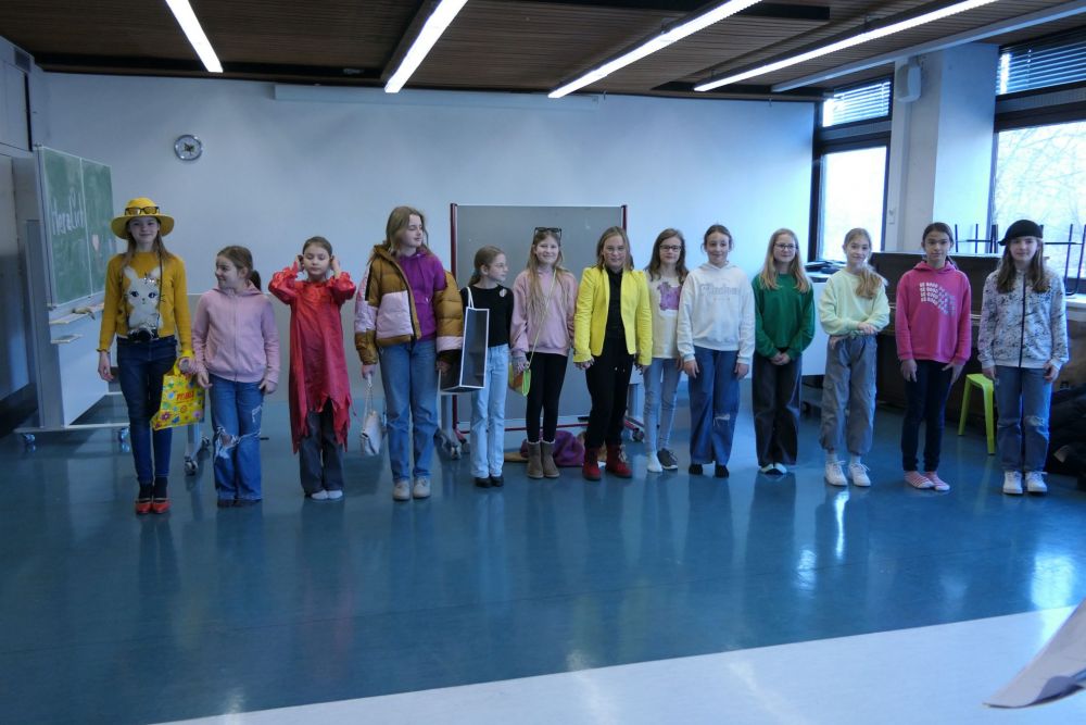 Theater Kinder der Klasse 5