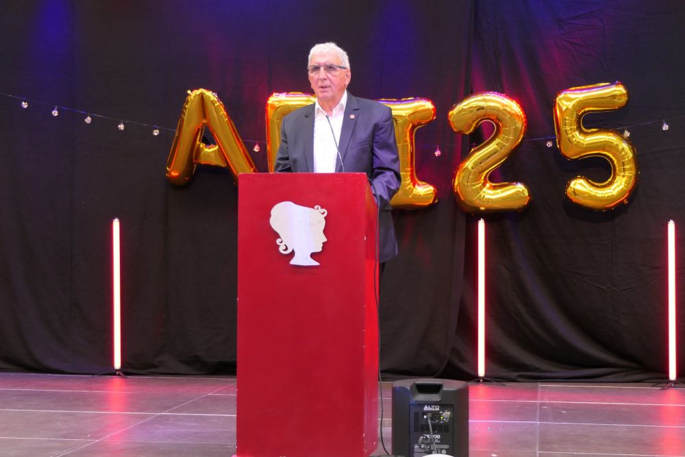 Ehrengast bei einer Rede