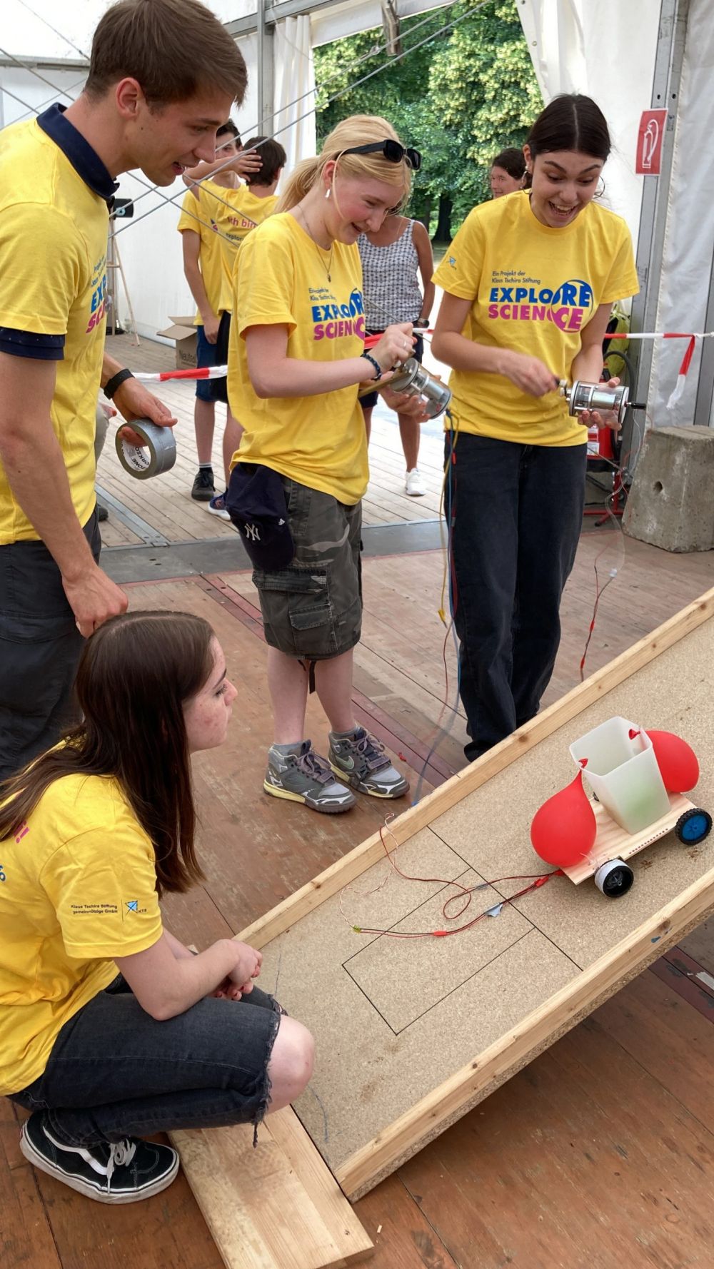 Schüler beim Explore Science Wettbewerb