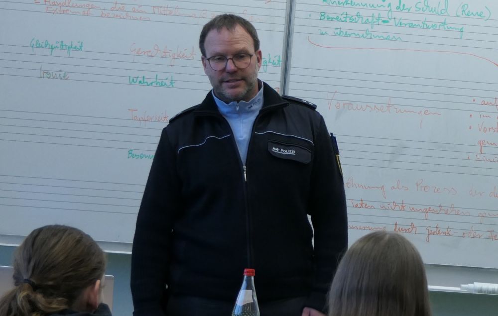 Polizist Rico Steiner bei der Veranstaltung