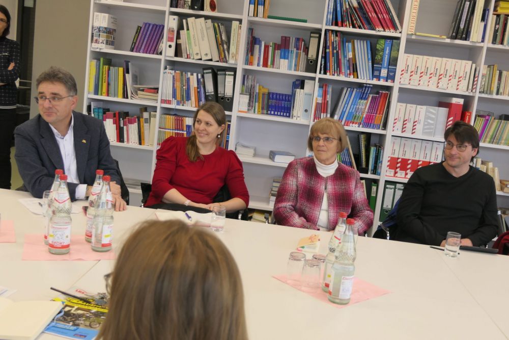 Politikerinnen und Politiker