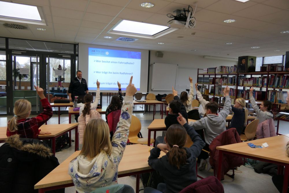 Schüler melden sich
