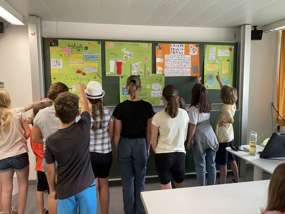 Kinder bei BNE Projekten