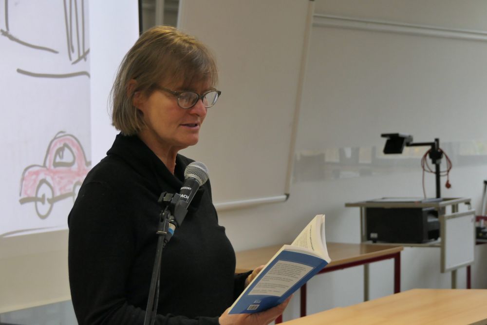 Kinderbuchautorin Iris Lemanczyk liest vor