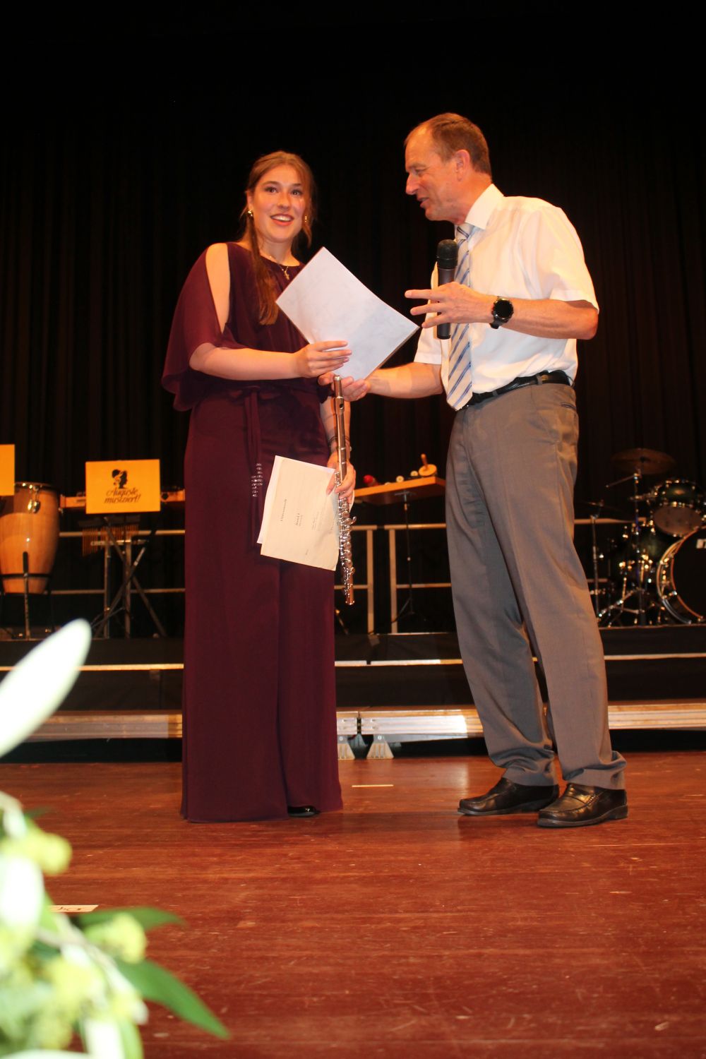 Arwen Haas erhält den Kwasny-Preis.